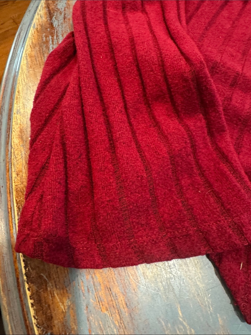 SHEIN Red Ribbed Off-Shoulder Knit Top - Picture 3 of 6